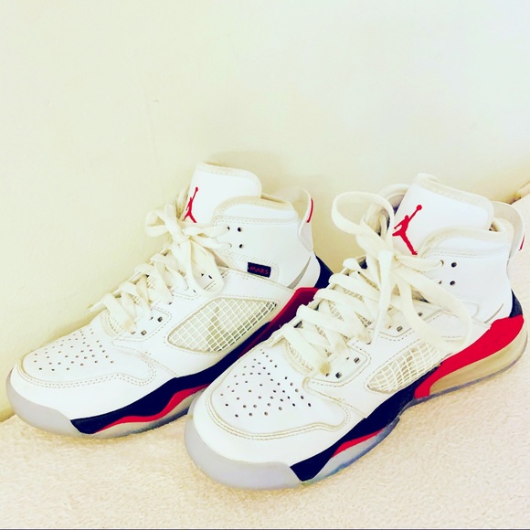 Meet your Posher - Picture 2 of 2